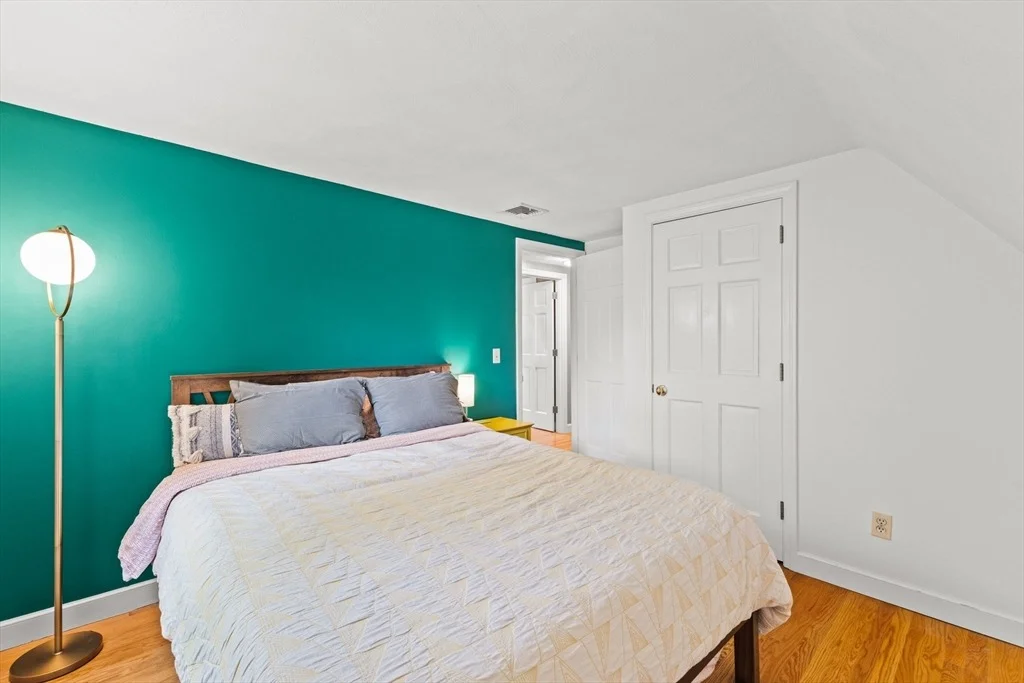 Photo of 80 Forest Dr