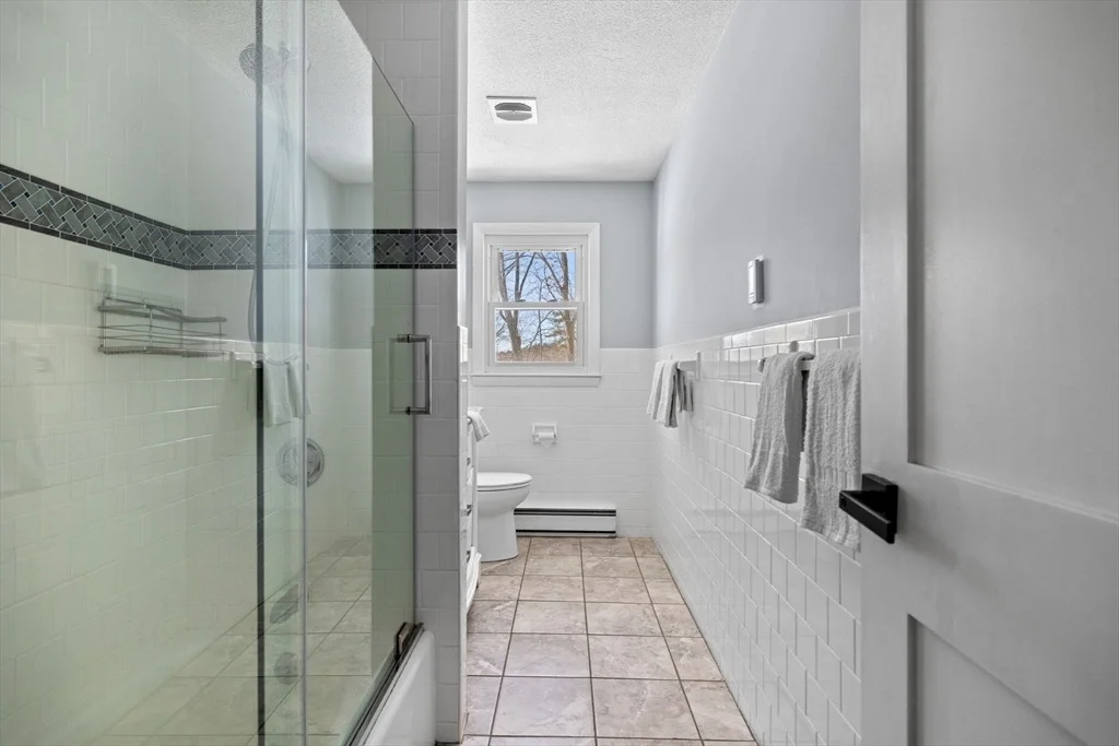 Photo of 7 Dean Cir