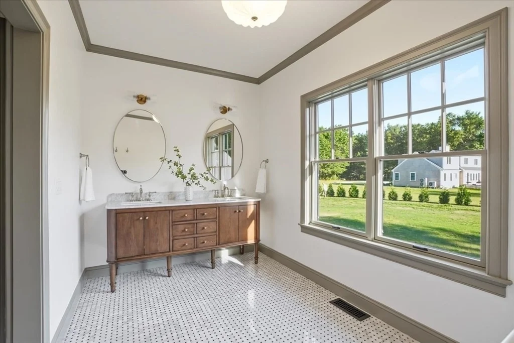 Photo of 5 Tucker Lane