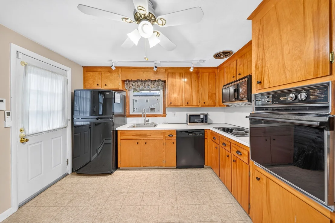 Photo of 33 Fairchild