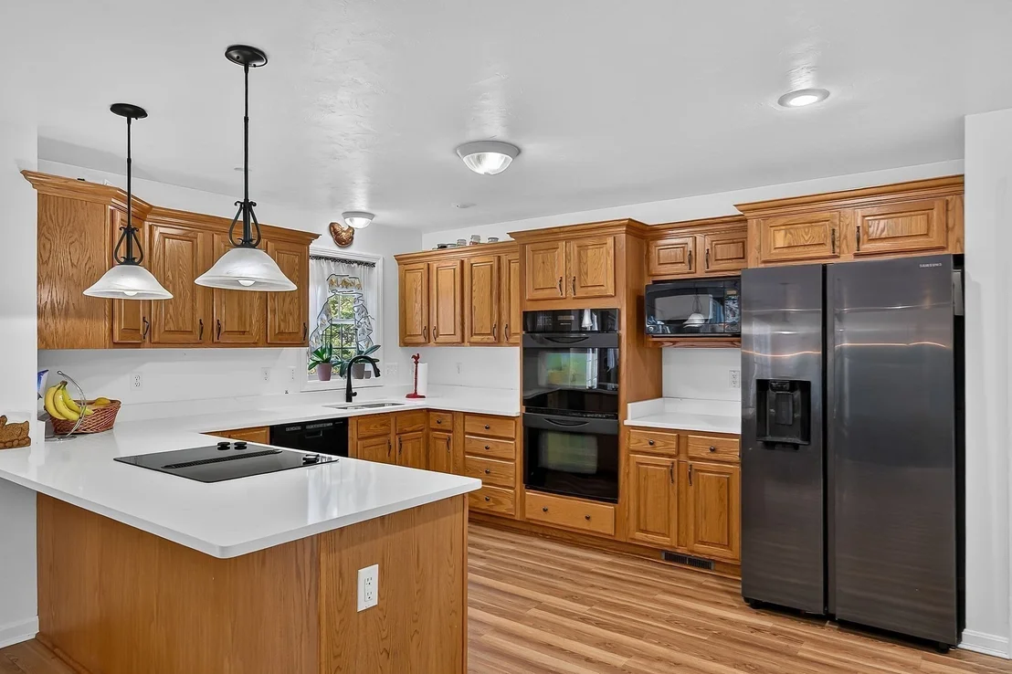 Photo of 112 Saunders St