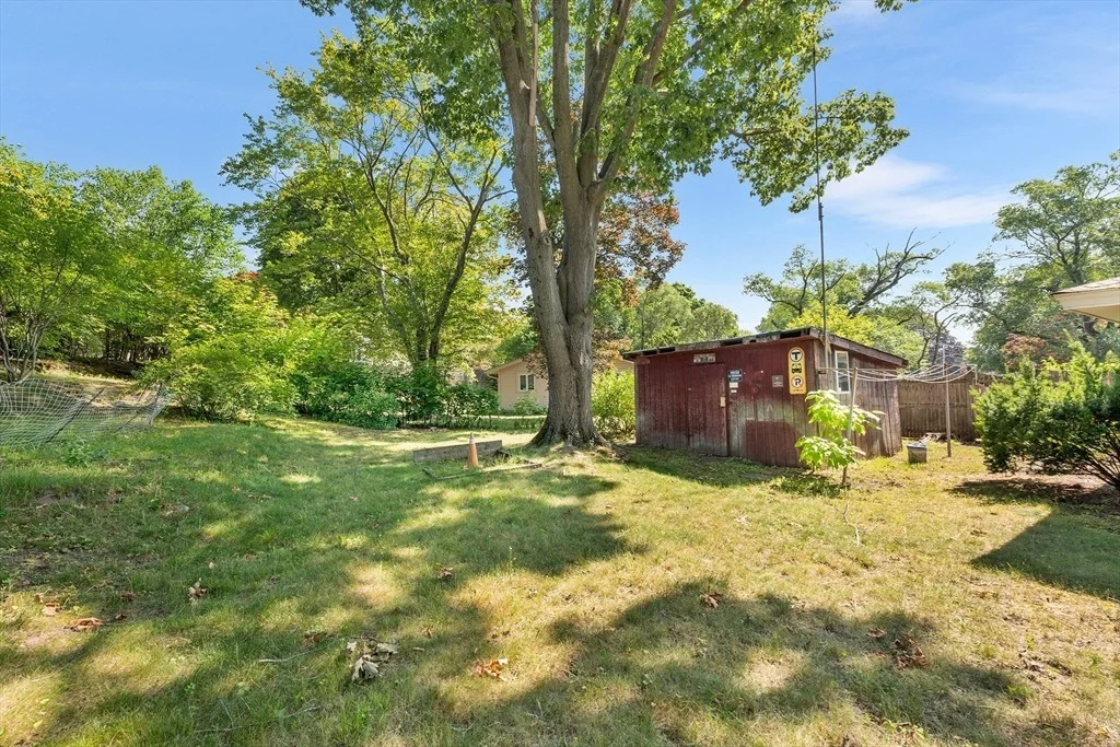 Photo of 2 Curwen Rd