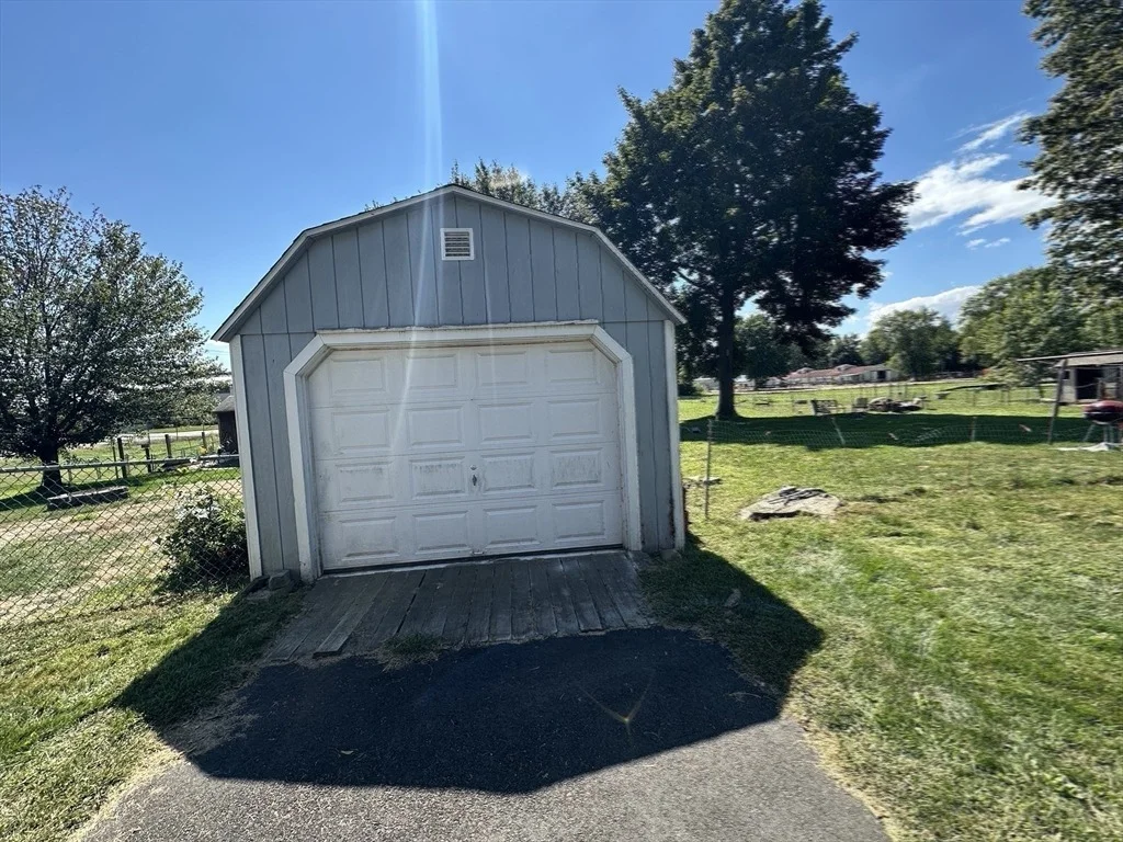 Photo of 41 Old Ferry Rd
