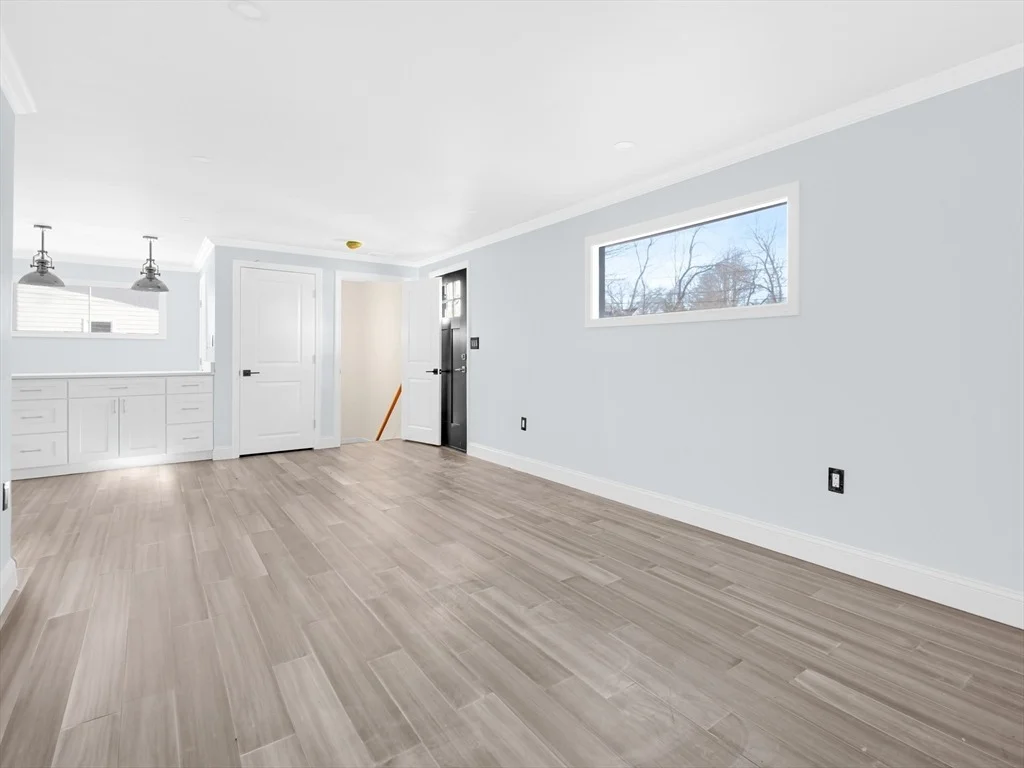 Photo of 41 Flora Rd
