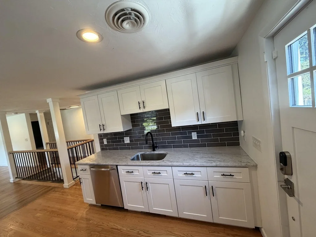 Photo of 8 Fairbrook Rd