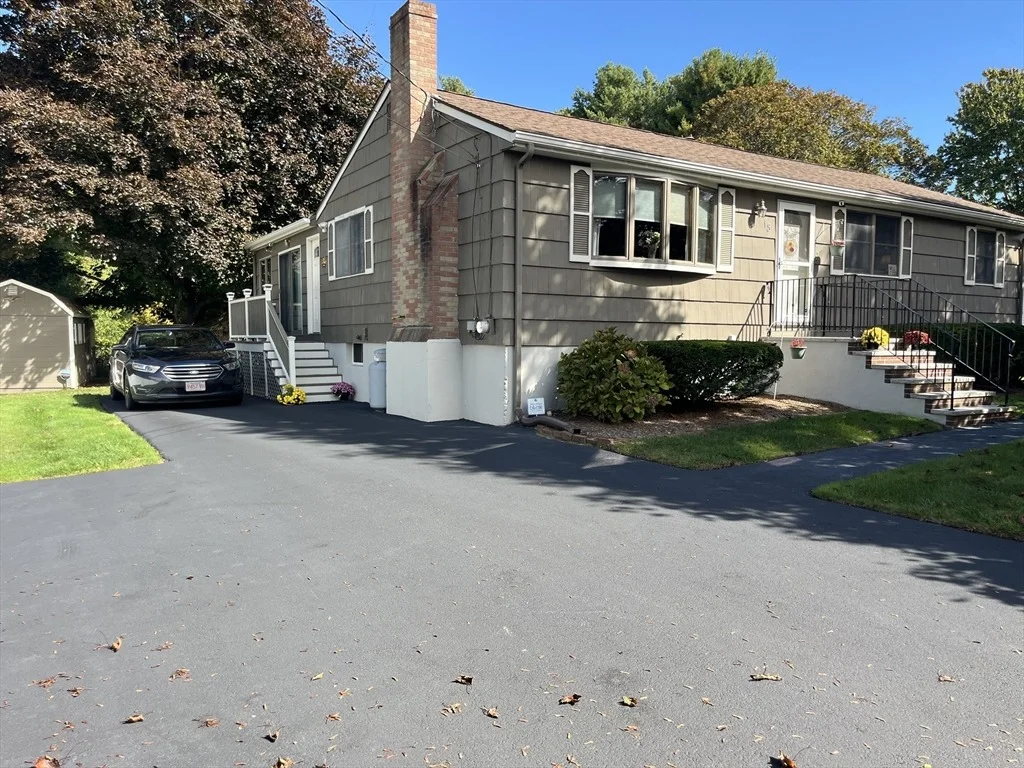 Photo of 18 Lillian Rd