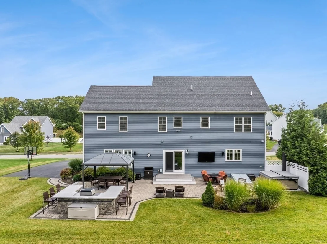 Photo of 4 Oxbow Dr