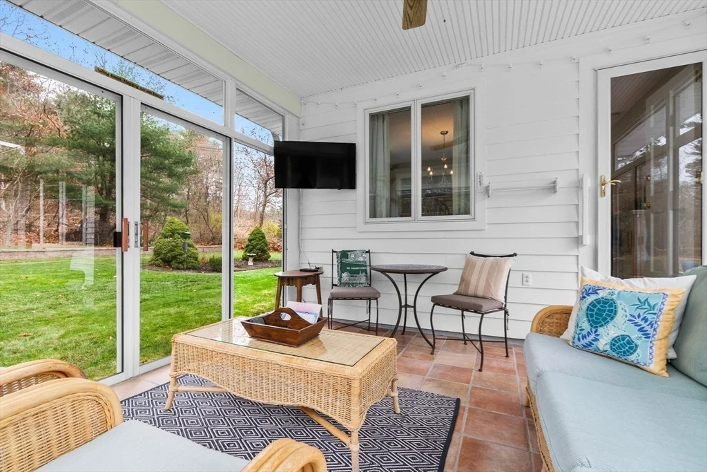 Photo of 79 Topsfield Rd