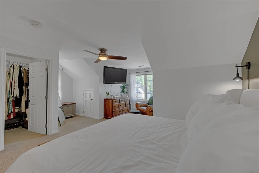 Photo of Unit D at 29 Coldspring Dr