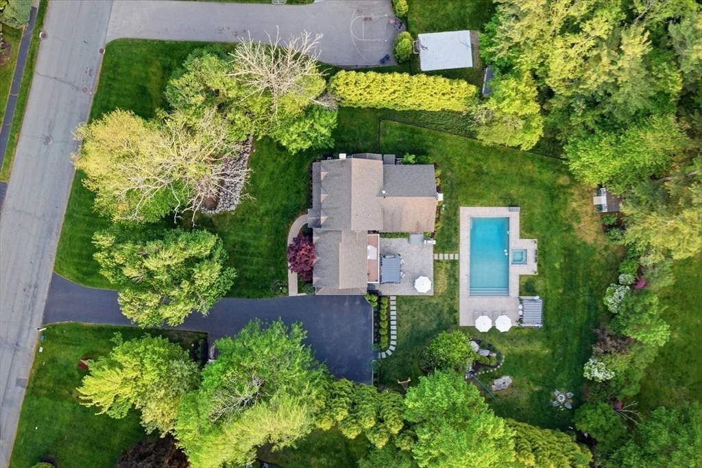 Photo of 85 Old Farm Rd