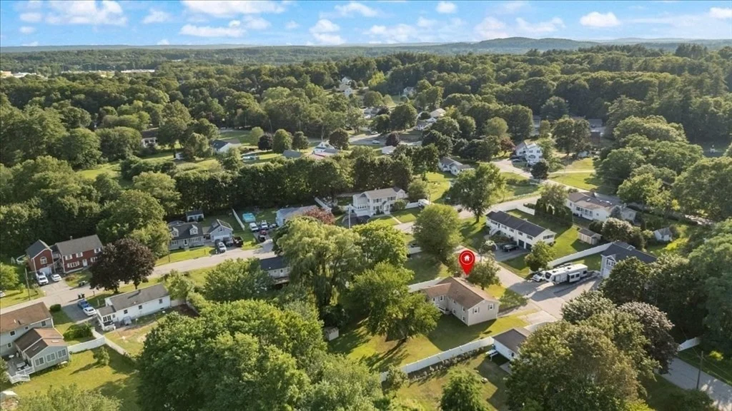 Photo of 15 Blue Jay Avenue