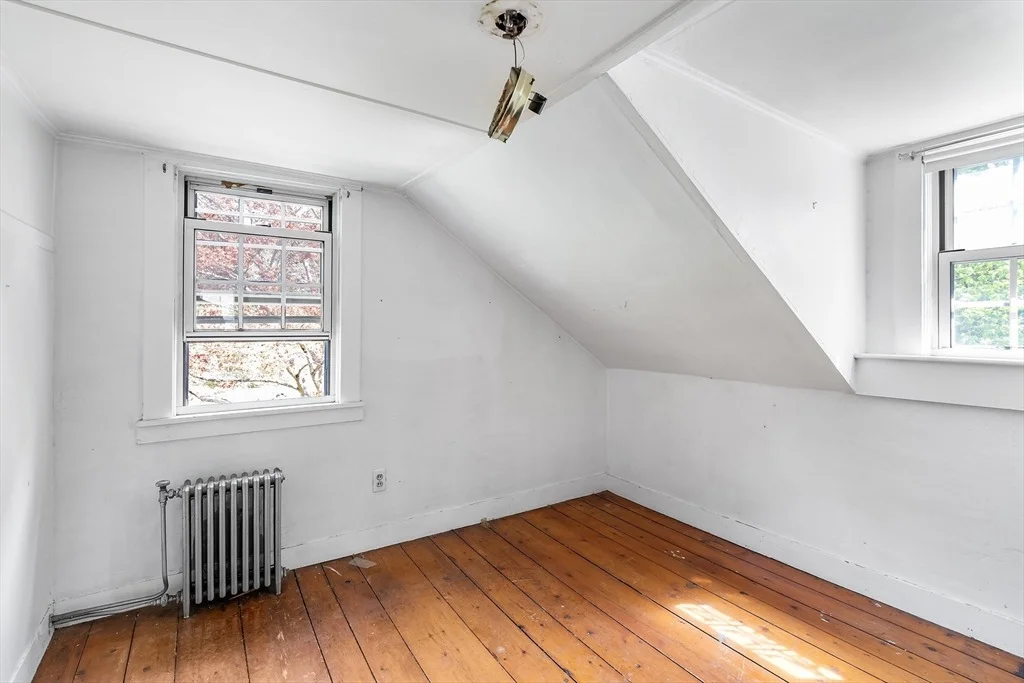 Photo of 20 School St