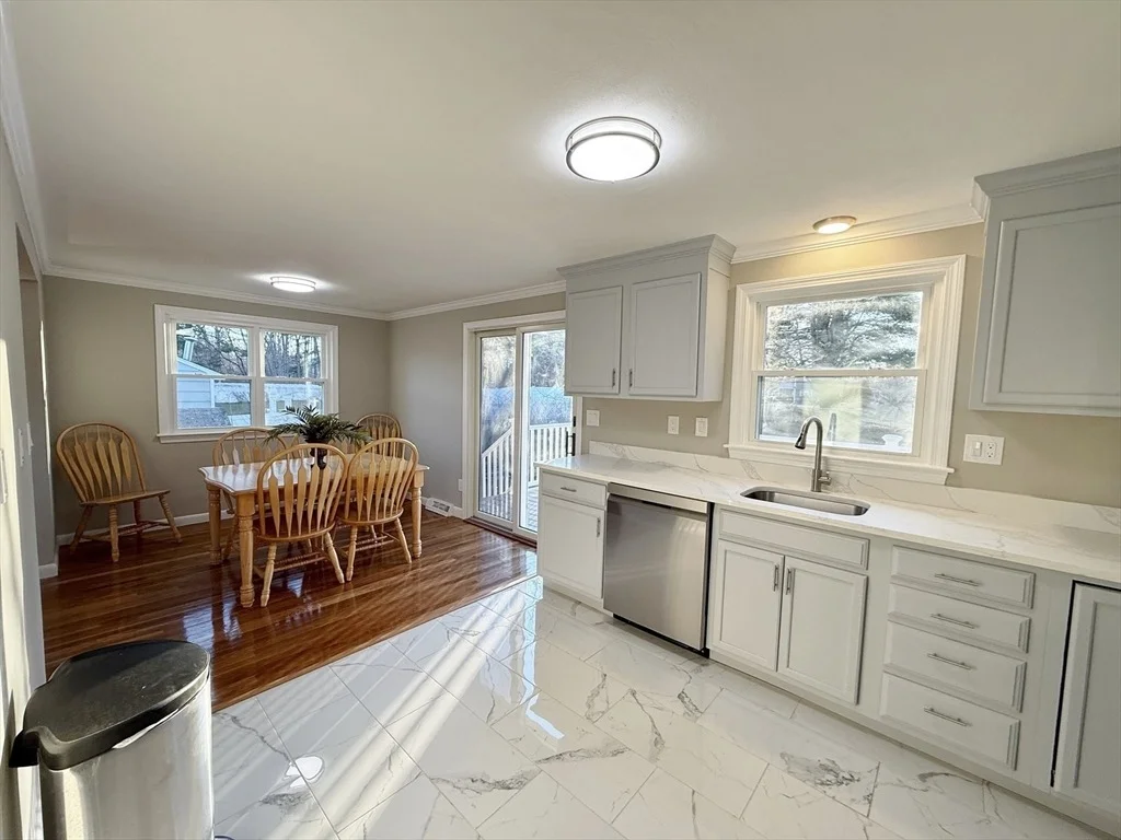Photo of 105 Duncan Rd
