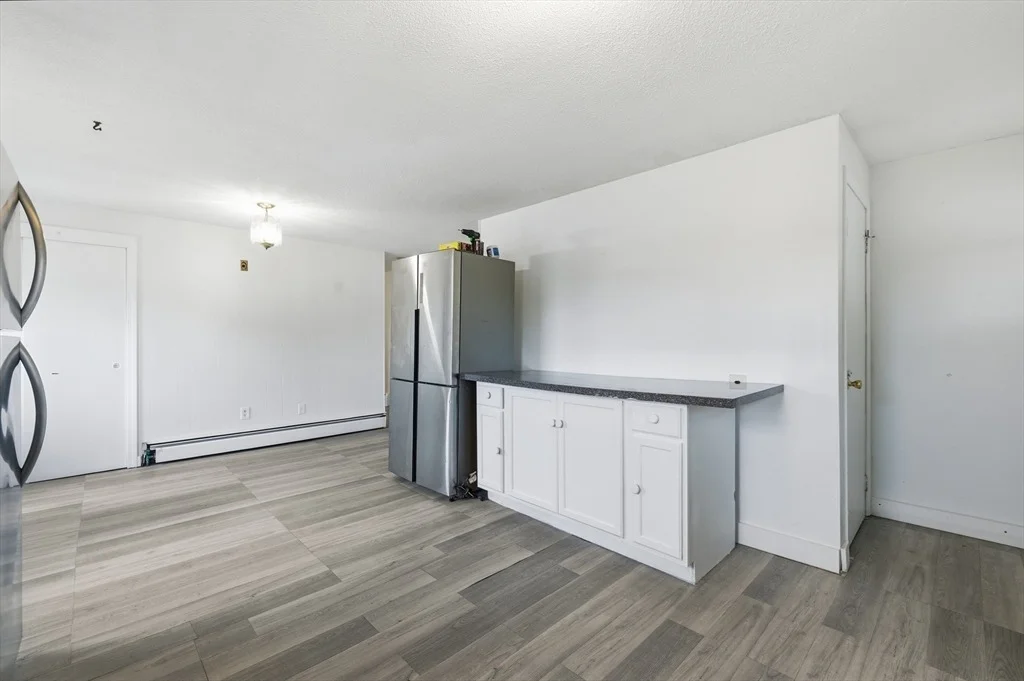 Photo of 95 Lillian Ter