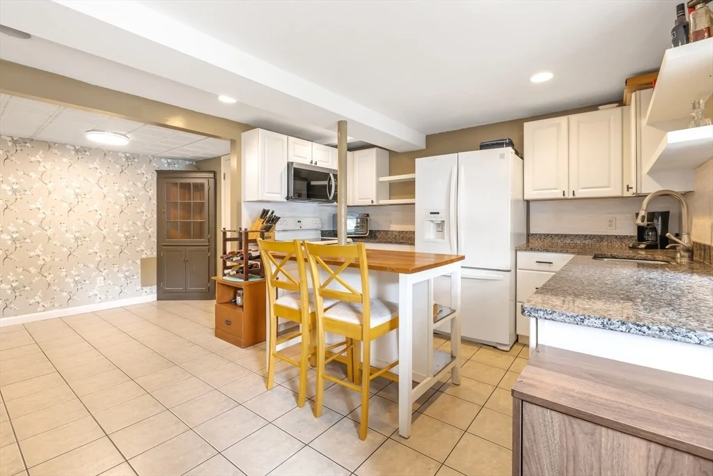 Photo of 25 Nickerson Rd
