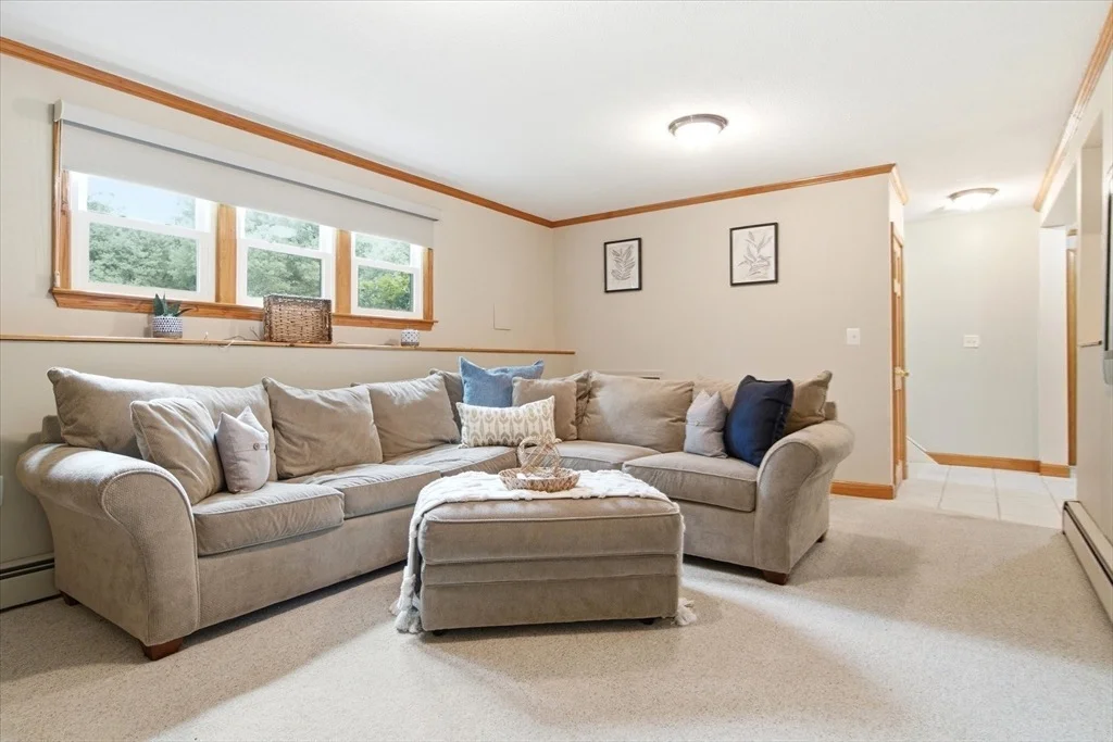 Photo of 18 Stone Dr