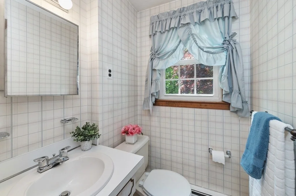 Photo of 64 Hillcrest Road
