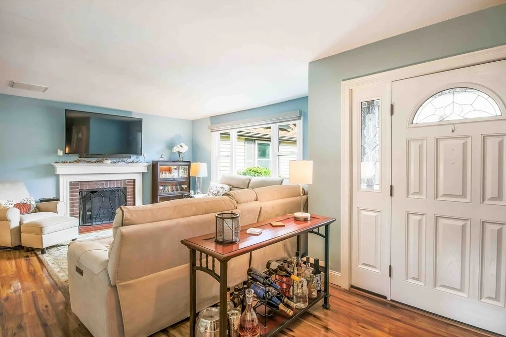Photo of 267 Canton St