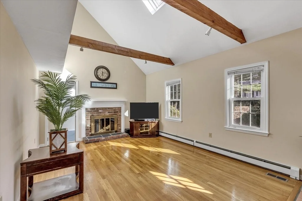 Photo of 53 Deer Ridge Rd
