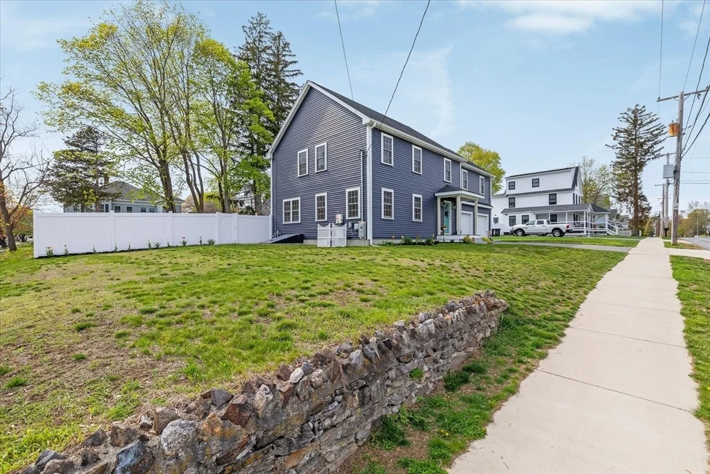Photo of 200 Greeley St