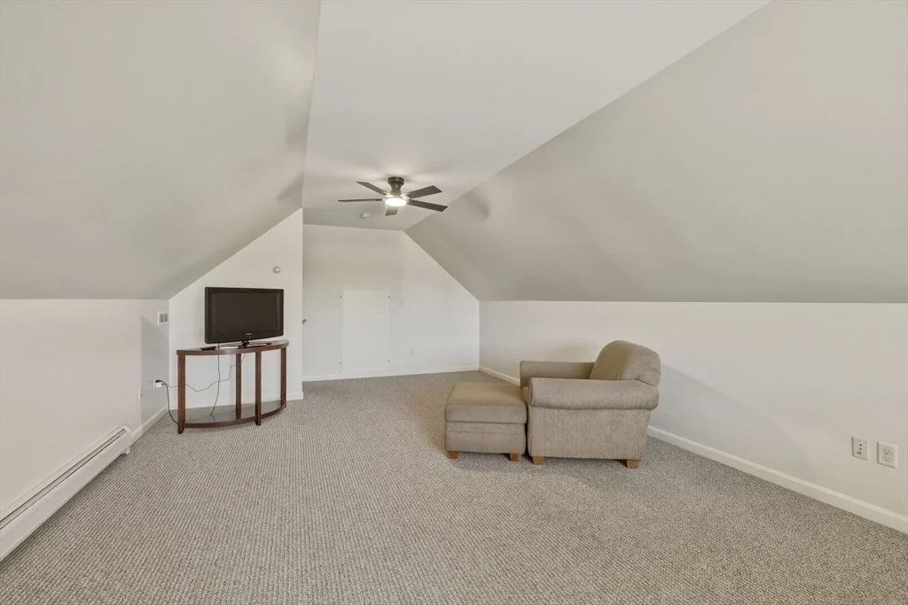 Photo of 249 River Rd