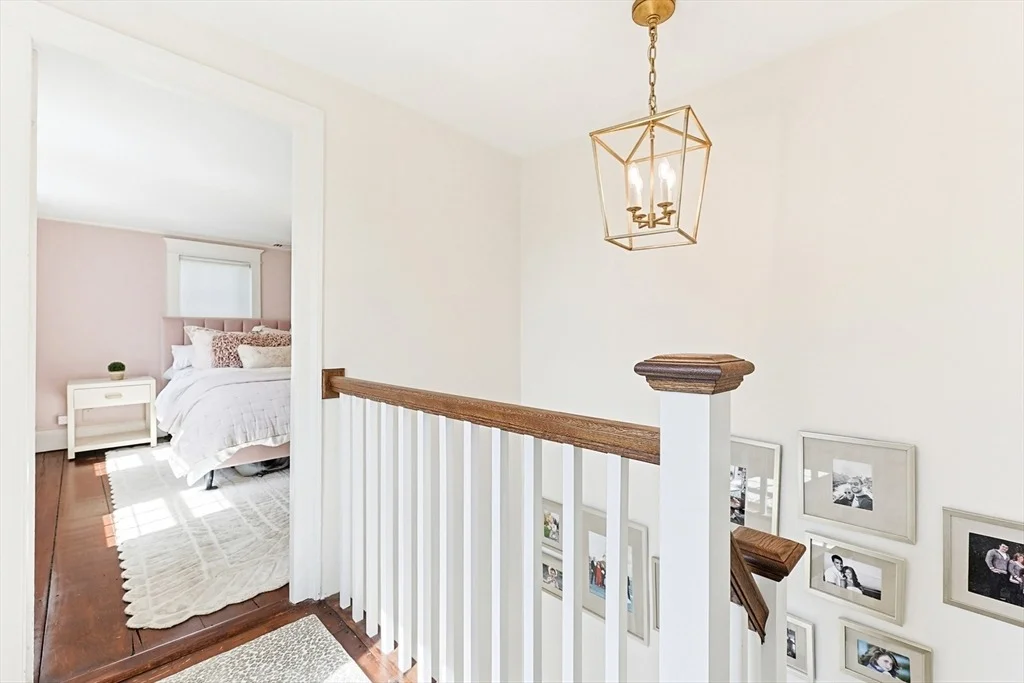 Photo of 122 Great Plain Ave