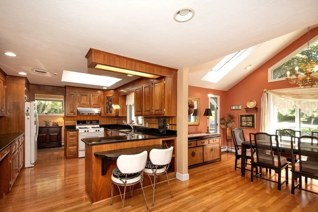 Photo of 9 Dennis Circle