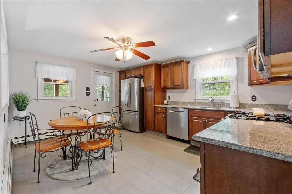 Photo of 27 Sunset Rd