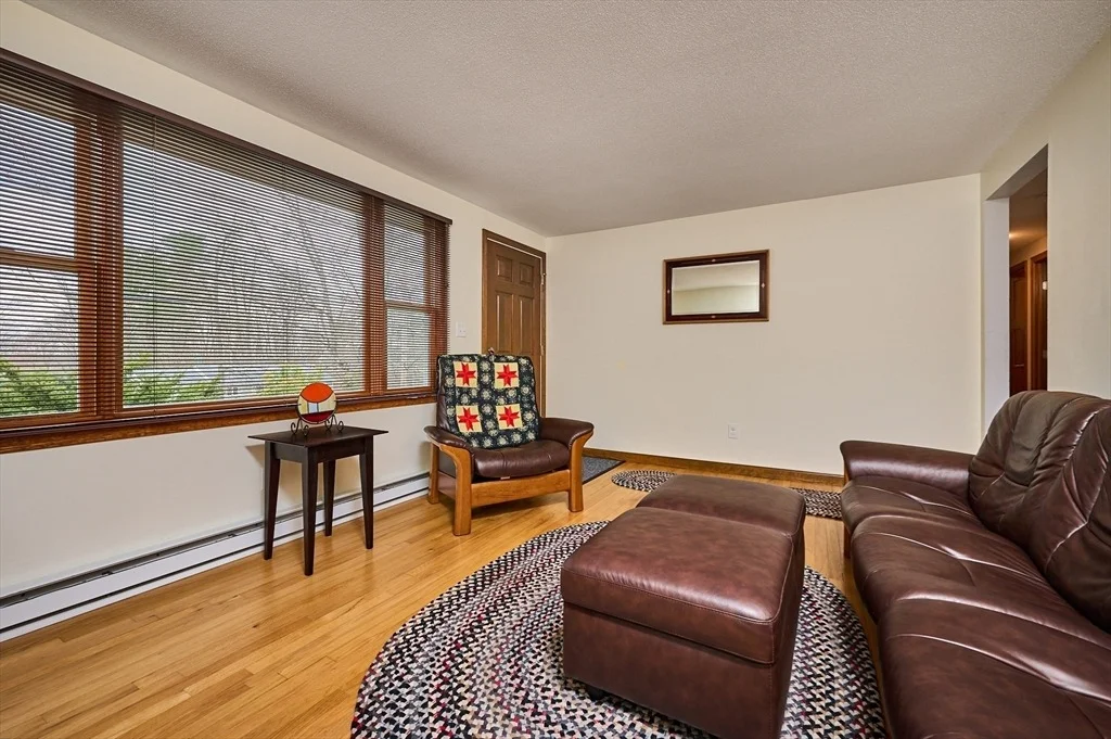 Photo of 60 Bay Rd