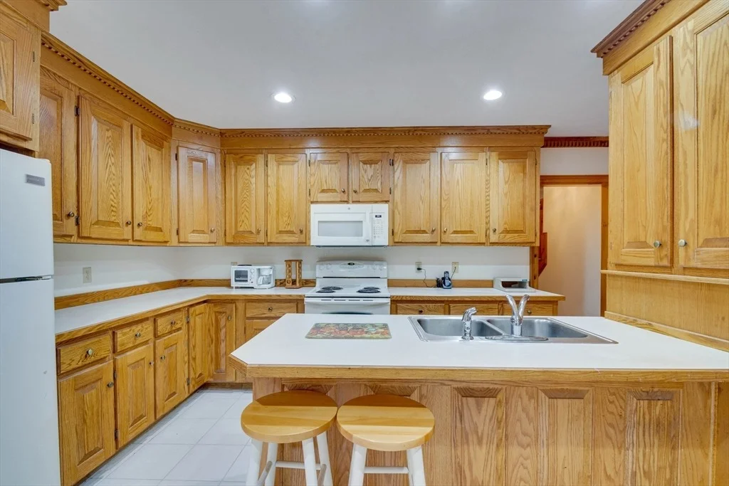 Photo of 15 Squannacook Dr