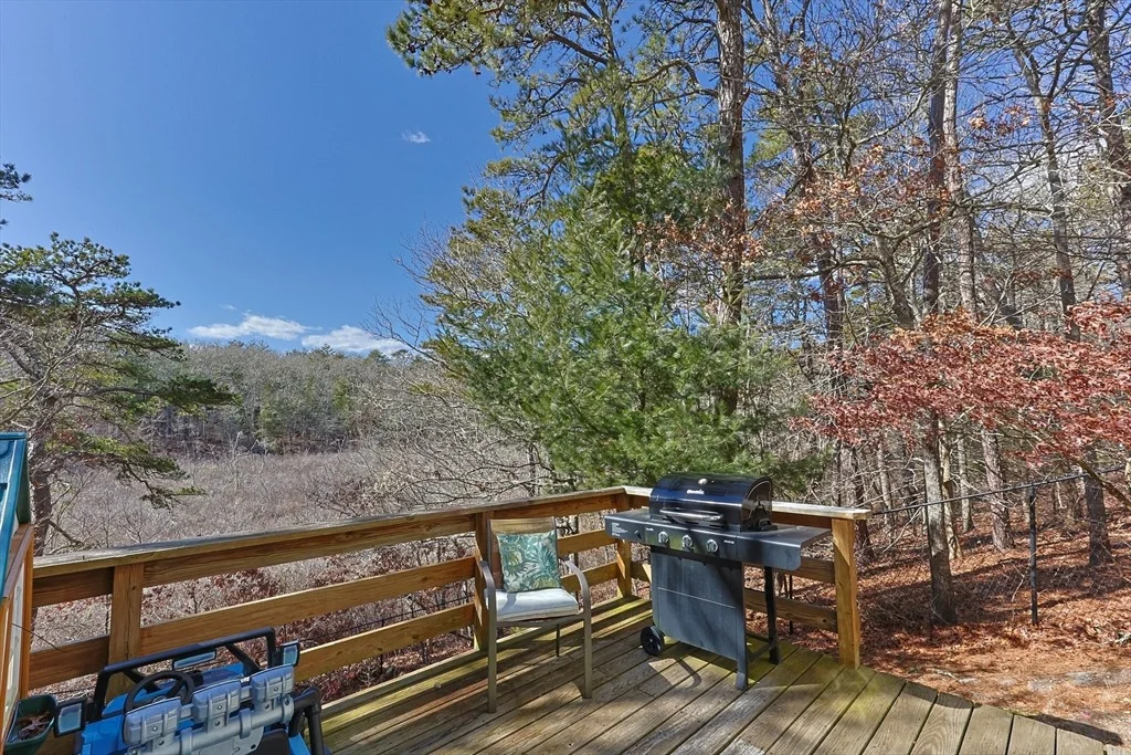 Photo of 7 Santuit Pond Rd