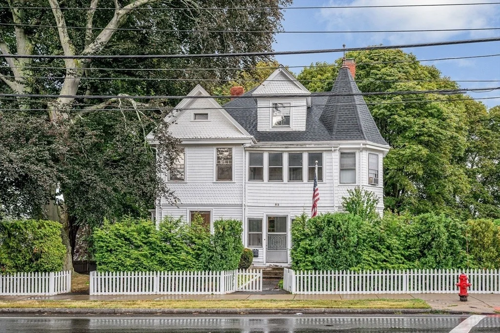 Photo of 82 Lincoln Ave