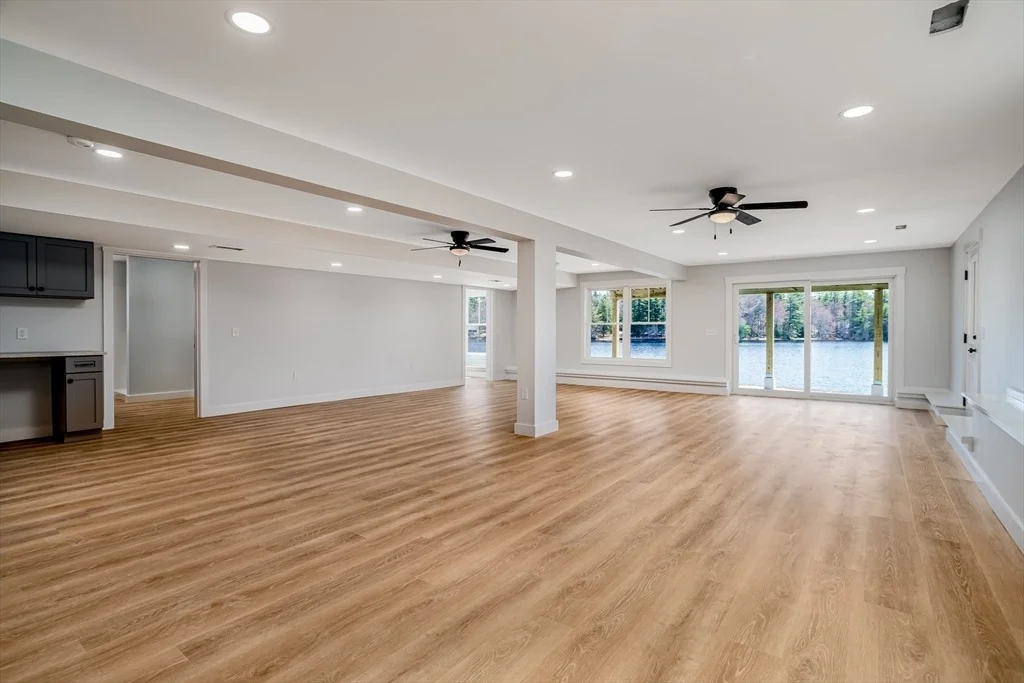 Photo of 74 Lakeshore Dr