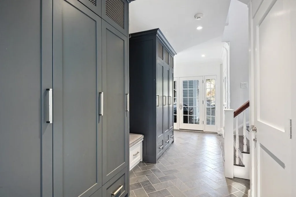 Photo of 10r Martins Lane