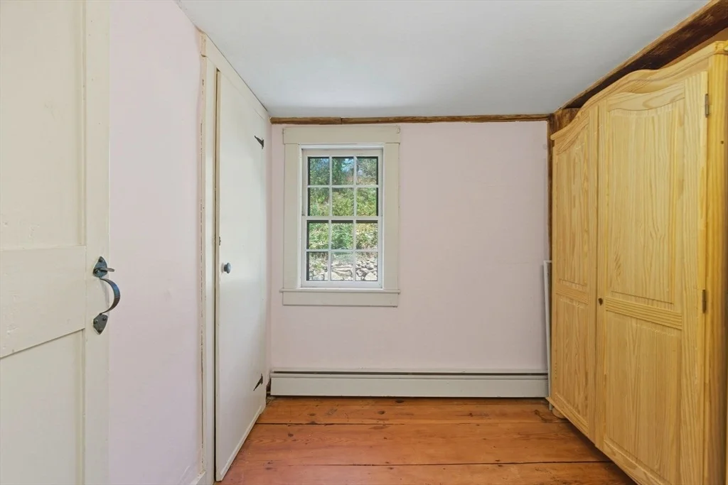Photo of 227 Boston Rd