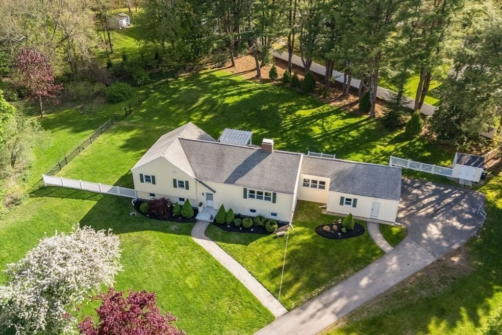 Photo of 13 Pinecrest Road