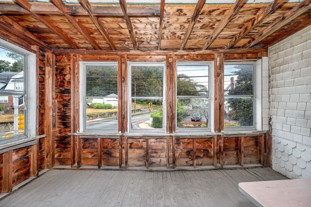 Photo of 82 Lincoln Ave
