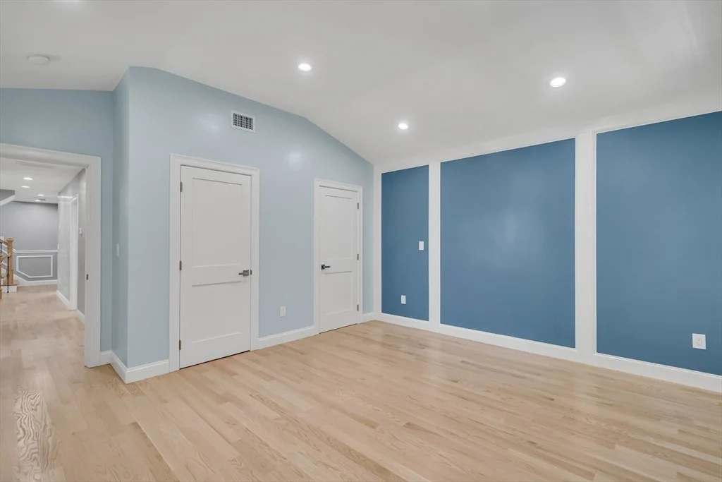 Photo of 8 Slayton Rd