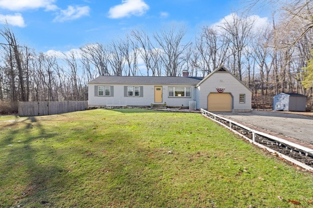 Photo of 55 Thomas Dr