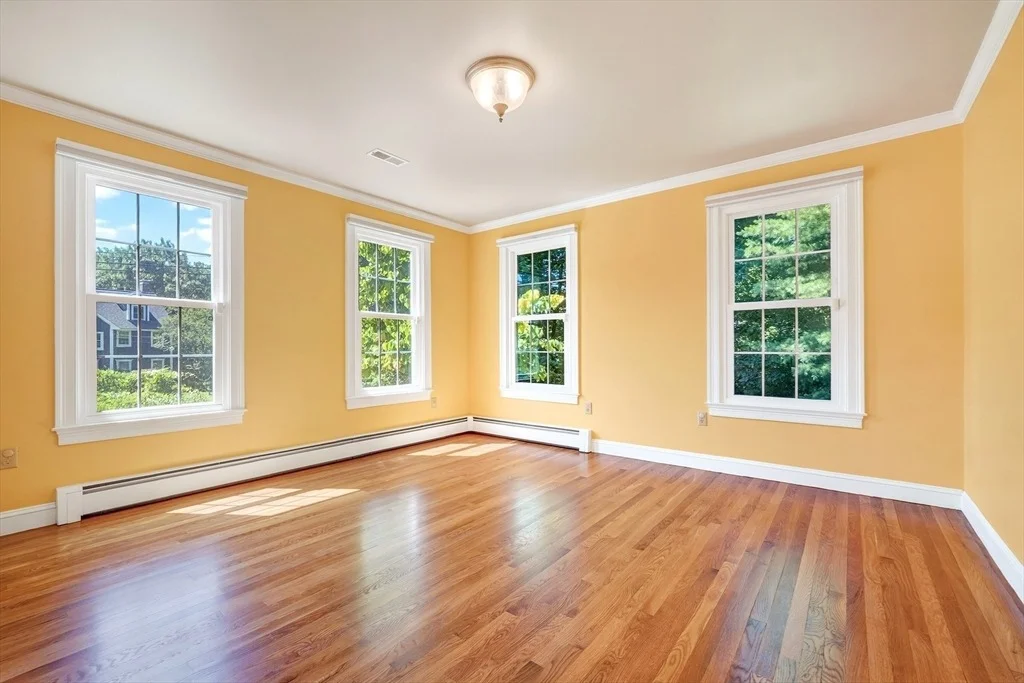 Photo of 8 Saddle Way
