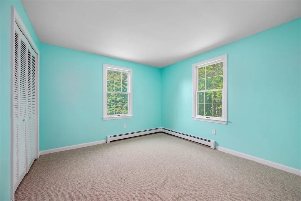 Photo of 295 Westwind Cir