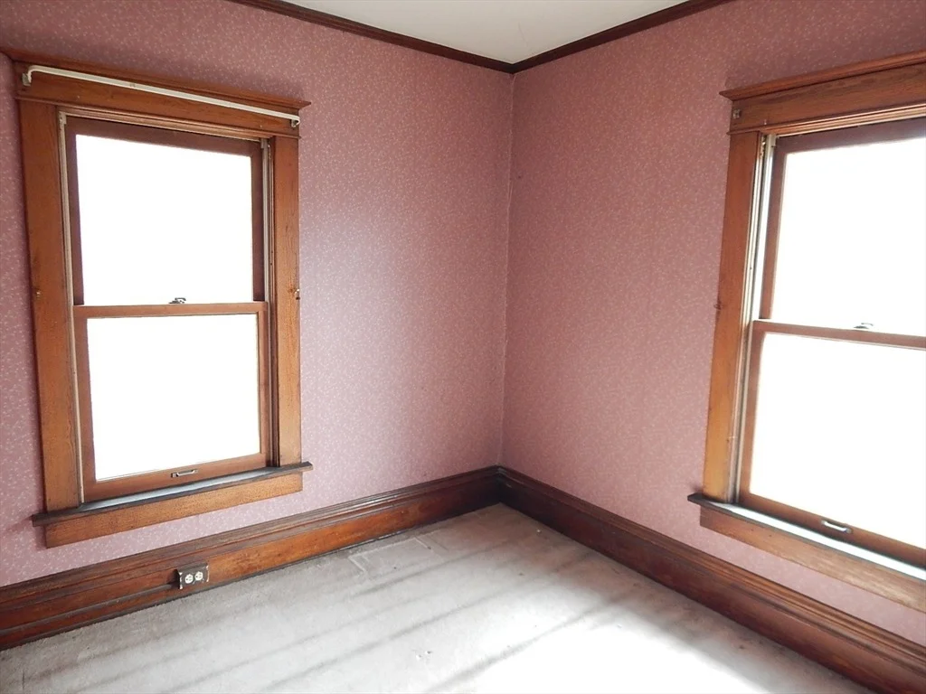 Photo of 82 Beacon St.