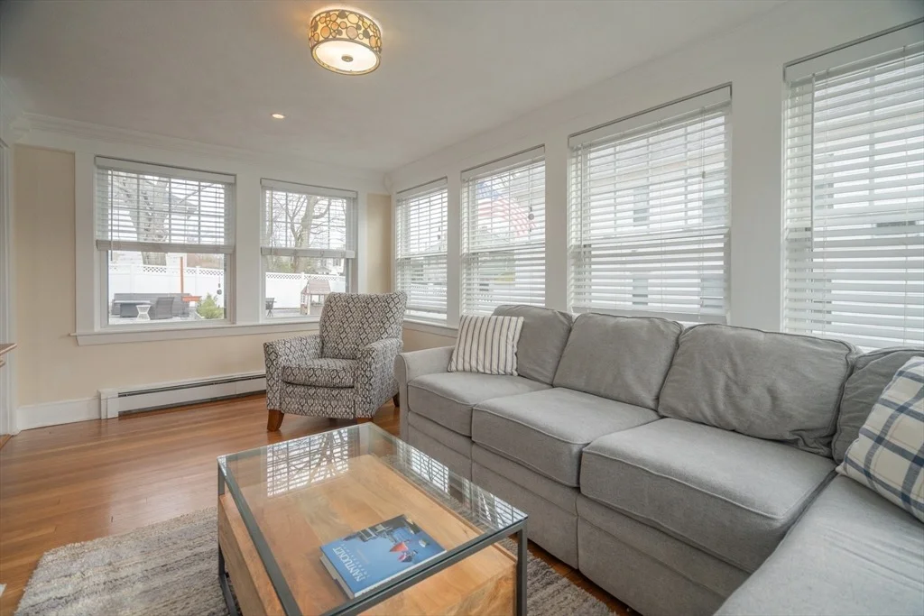 Photo of 9 Grand St