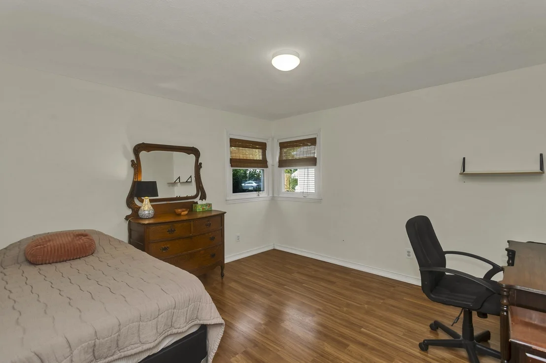Photo of 26 Beaudry Ave