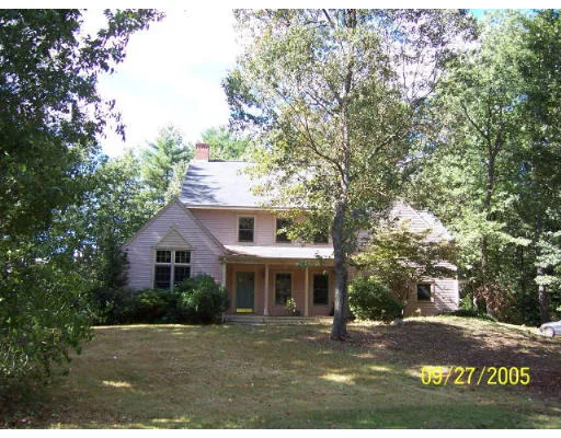 Photo of 5 Pond Edge Ln.