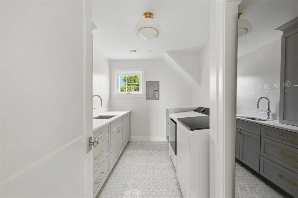 Photo of 12 Howard Road
