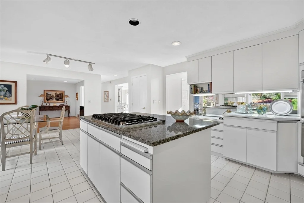 Photo of 202 Williamsburg Dr