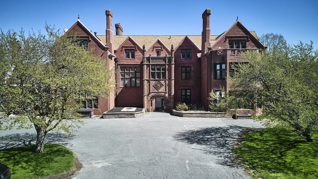 Photo of 349 Old Stockbridge Rd