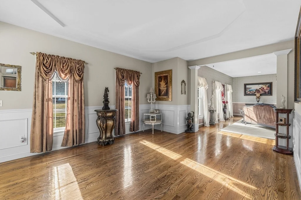 Photo of 6 Meadowlark Drive