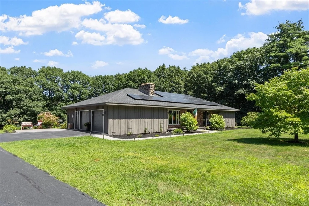 Photo of 79 Bathrick Rd